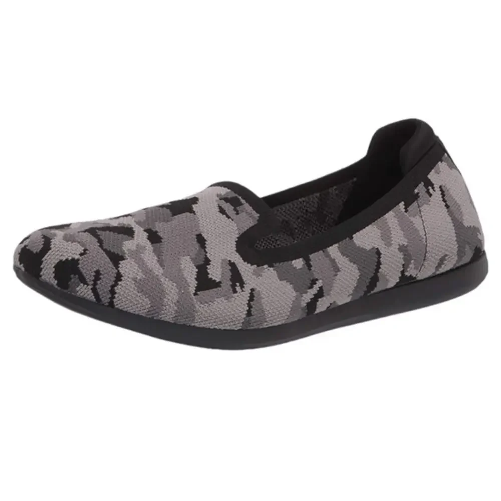 Clarks Cloudsteppers Carly Dream Black Camo Women's Slip On Loafers Sz 7 M NEW‎